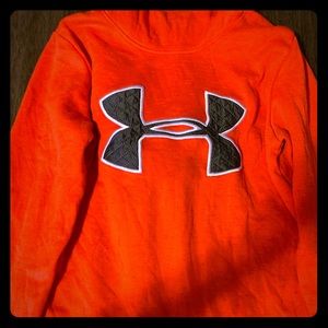 Women’s under armour sweatshirt